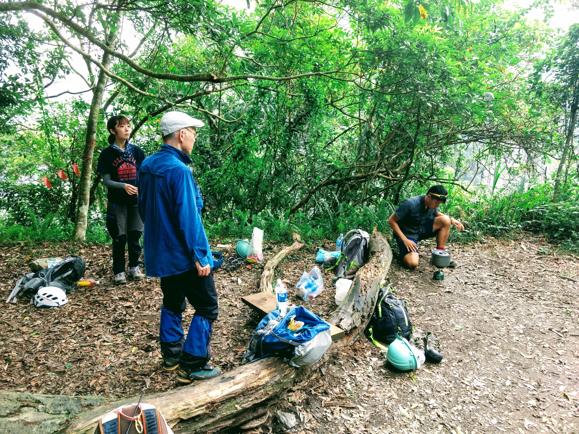 Taroko Gorge hiking team